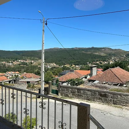 בית הארחה Familiar Do Januario Bilho