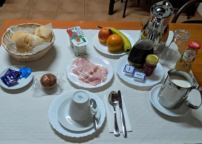 Familiar Do Januario בית הארחה 3*